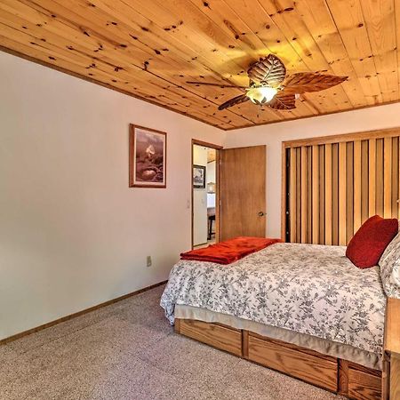 Quiet Twain Harte Cabin With Deck And Forest Views! Luaran gambar
